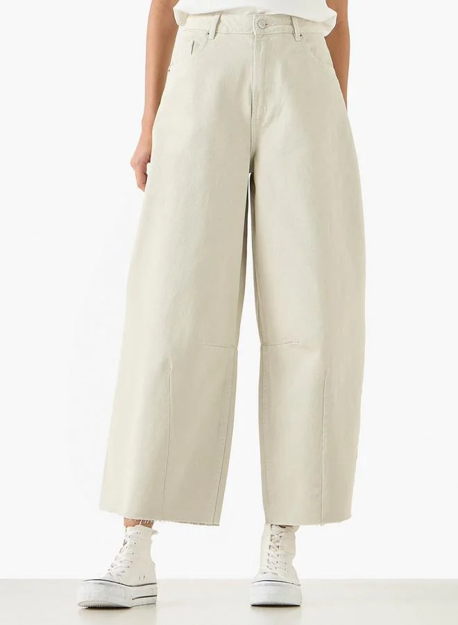 لي كوبر بنطلون جينز سادة بخصر مرتفع وحوّاف ممزّقة من لي كوبر