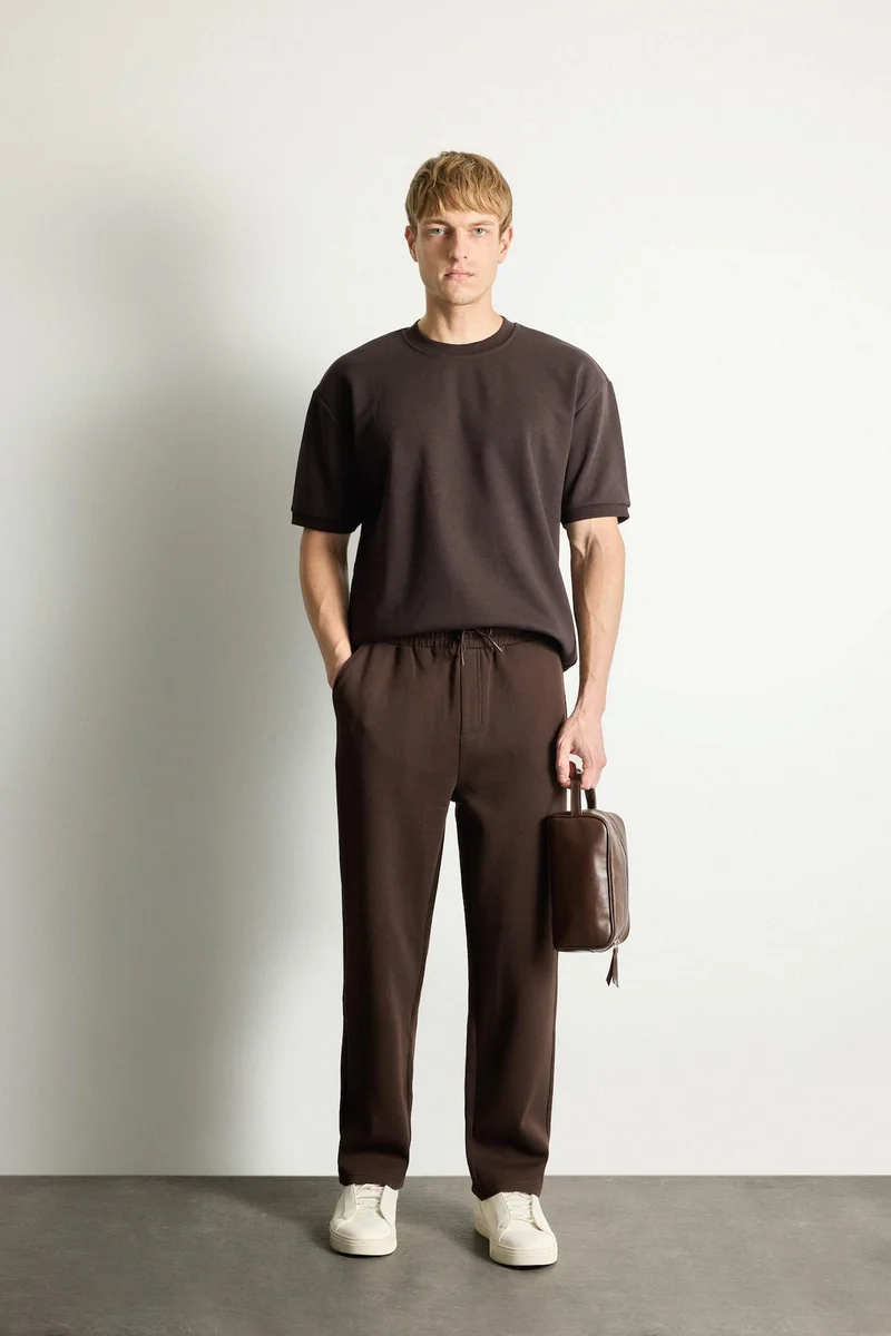 ديفاكتو Regular Fit Straight Leg Trousers