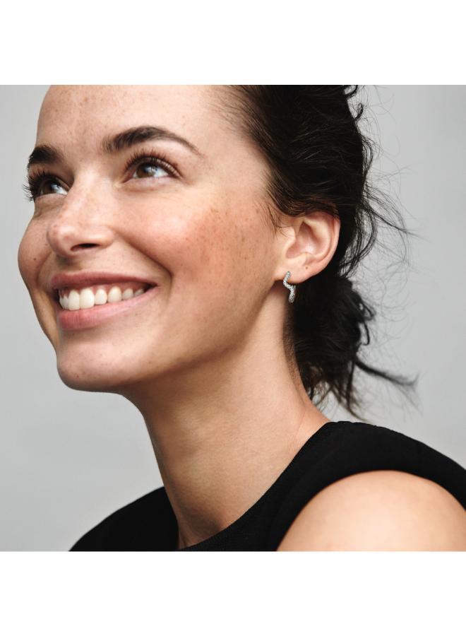 باندورا أقراط حلقية لامعة بموجة متلألئة - Image 2