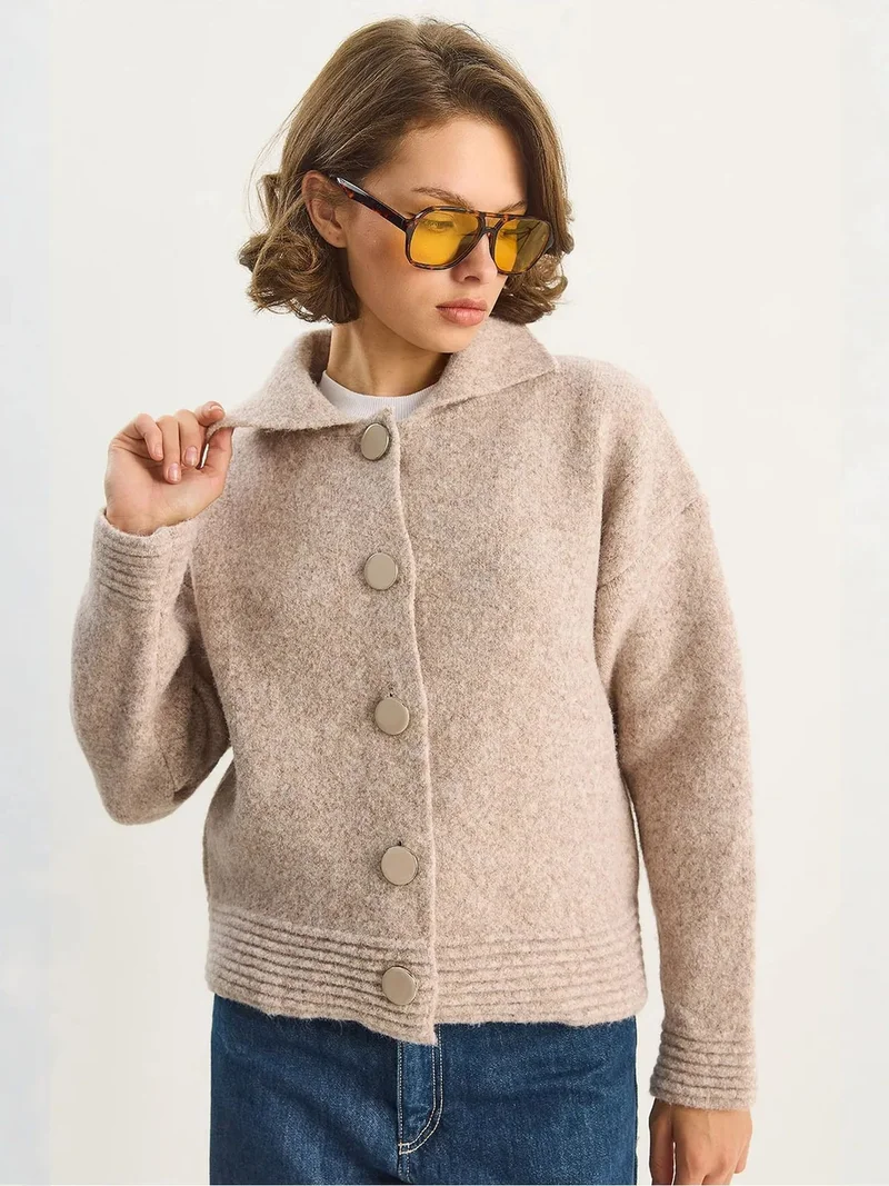 Bianco Lucci LUCCI Knit Cardigan with Button Closure