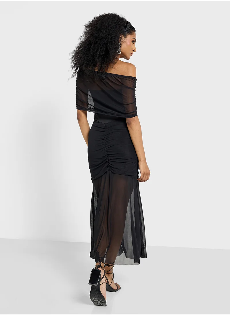 جينجر Off Shoulder Ruched Detail Sheer Maxi Dress