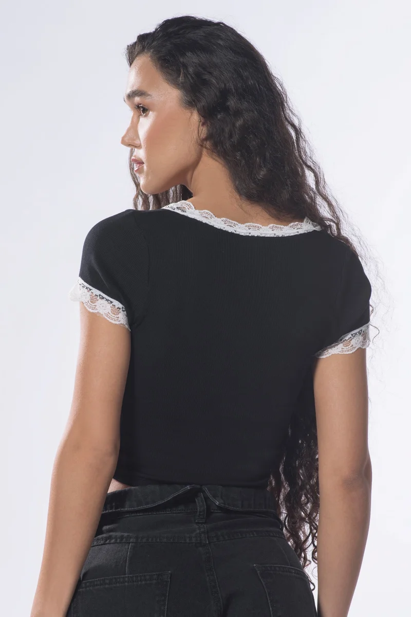فيرجيو Viscose Lace Dinnerwear Trim TShirts for Women