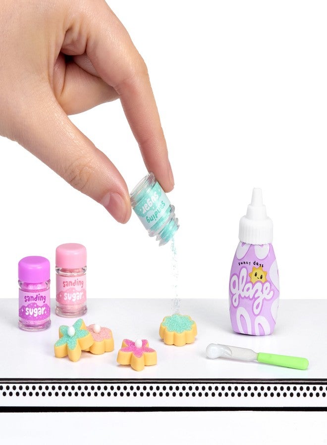 MGA's Miniverse Make It Mini Make It Mini Spring (3 Pack), Seasonal, Easter, Blind Pack, DIY, Crafts, Resin, Replica Food, Not Edible, Collectors, 8+ - Image 3