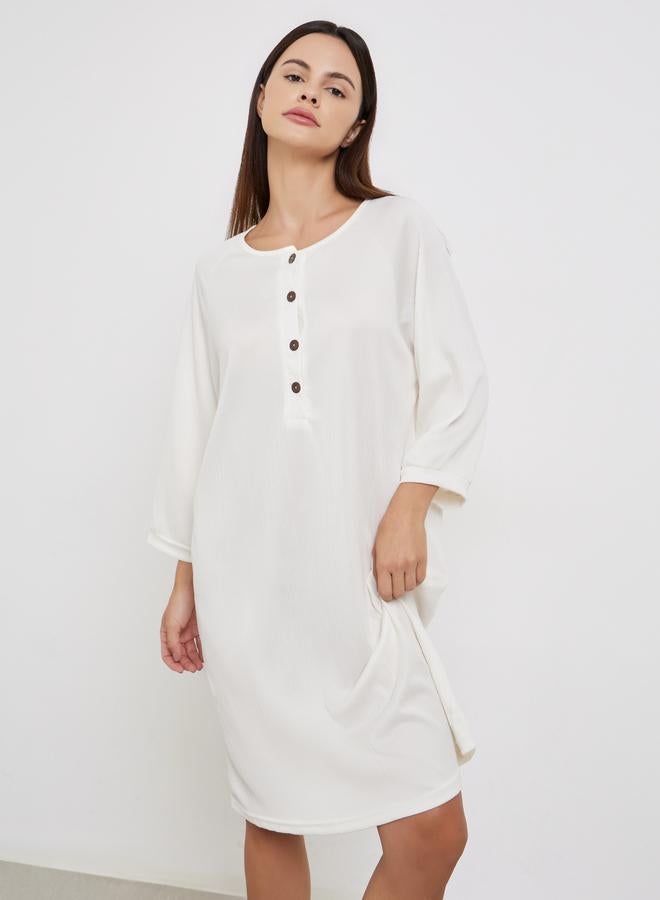 تايك تو قميص نوم بياقة دائرية وأزرار أمامية - Image 2