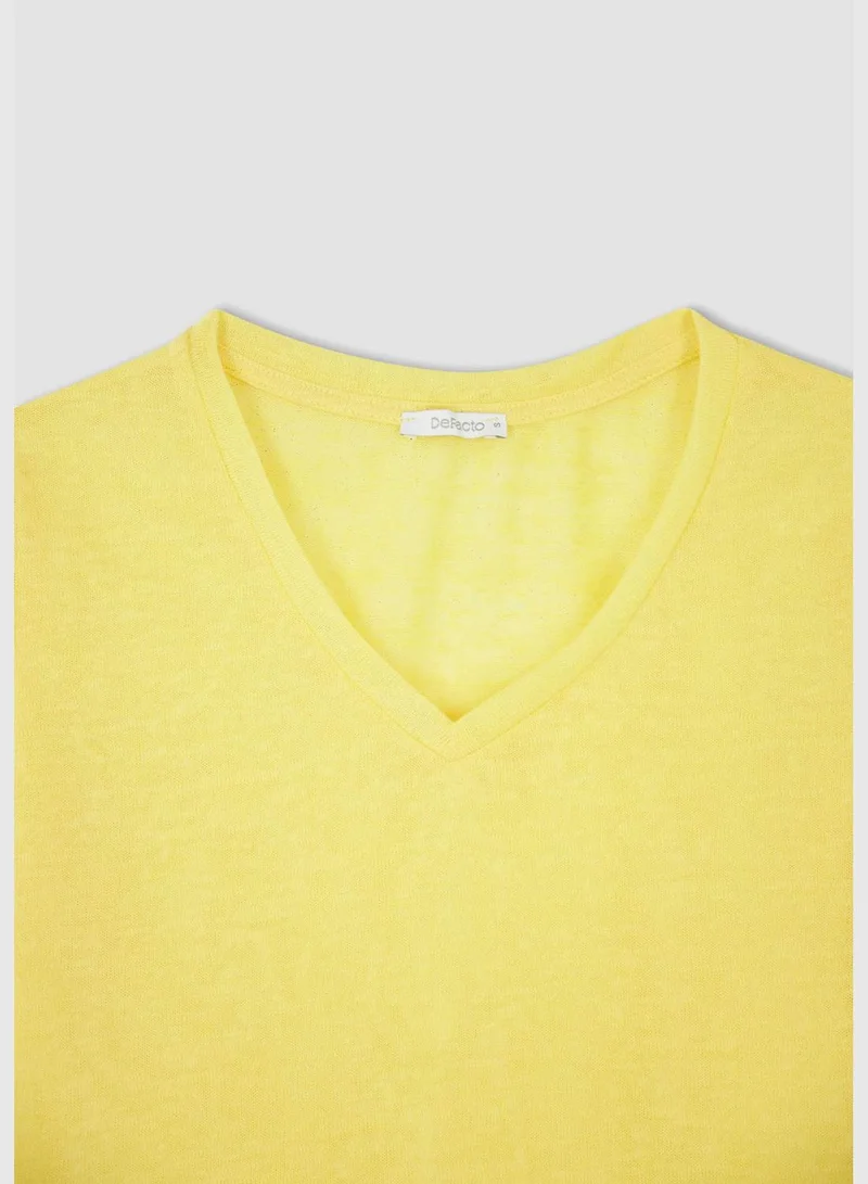 ديفاكتو Woman Regular Fit V-Neck Short Sleeve T-Shirt