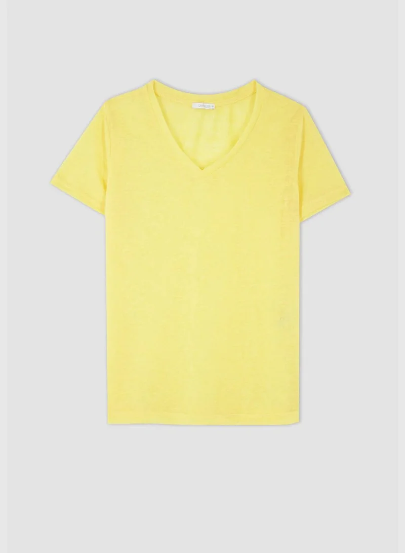 ديفاكتو Woman Regular Fit V-Neck Short Sleeve T-Shirt
