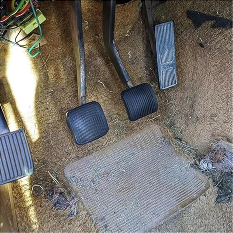 Wivplex Black Rubber Pedal Pad for Jeep and Ram - Image 2