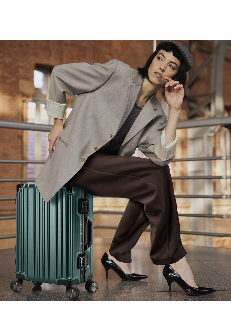 كابينبرو حقيبة سفر بعجلات دوارة مزدوجة  درجة وهيكل ألومنيوم خفيف الوزن من البولي كربونات مقاس متوسط لون أخضر داكن - Image 2