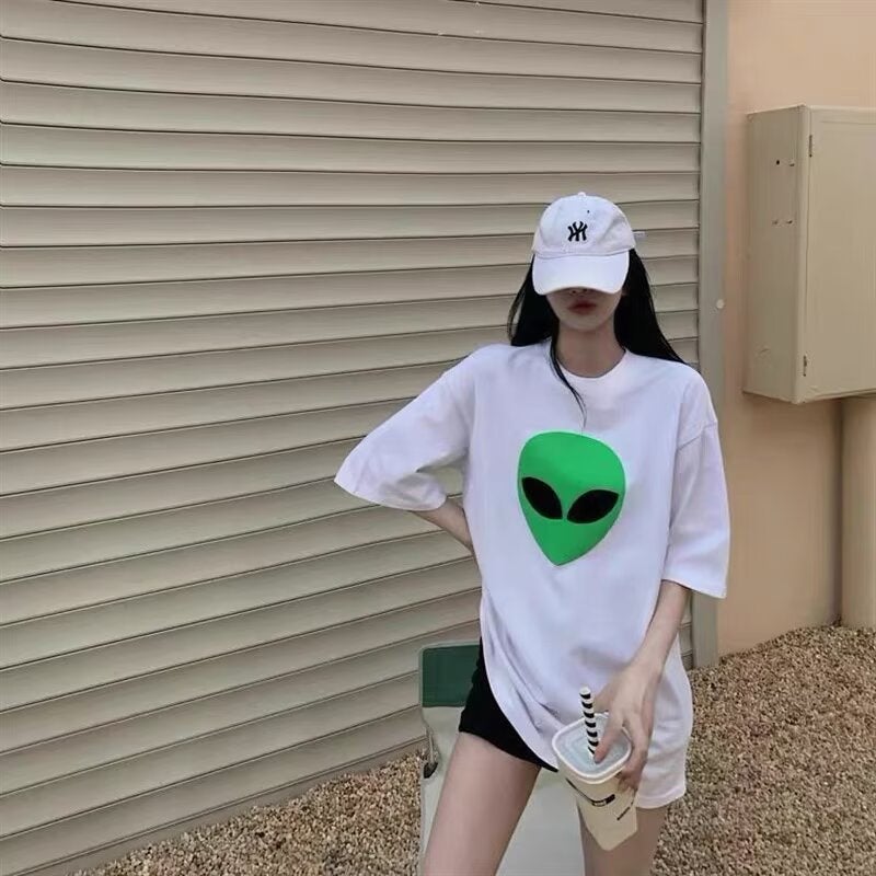 تي شيرت صيفي على الطراز الهونغ كونغي ذو الأكمام القصيرة الفضفاضة والمطبوعات الكاجوال والموضة العصرية - Image 1
