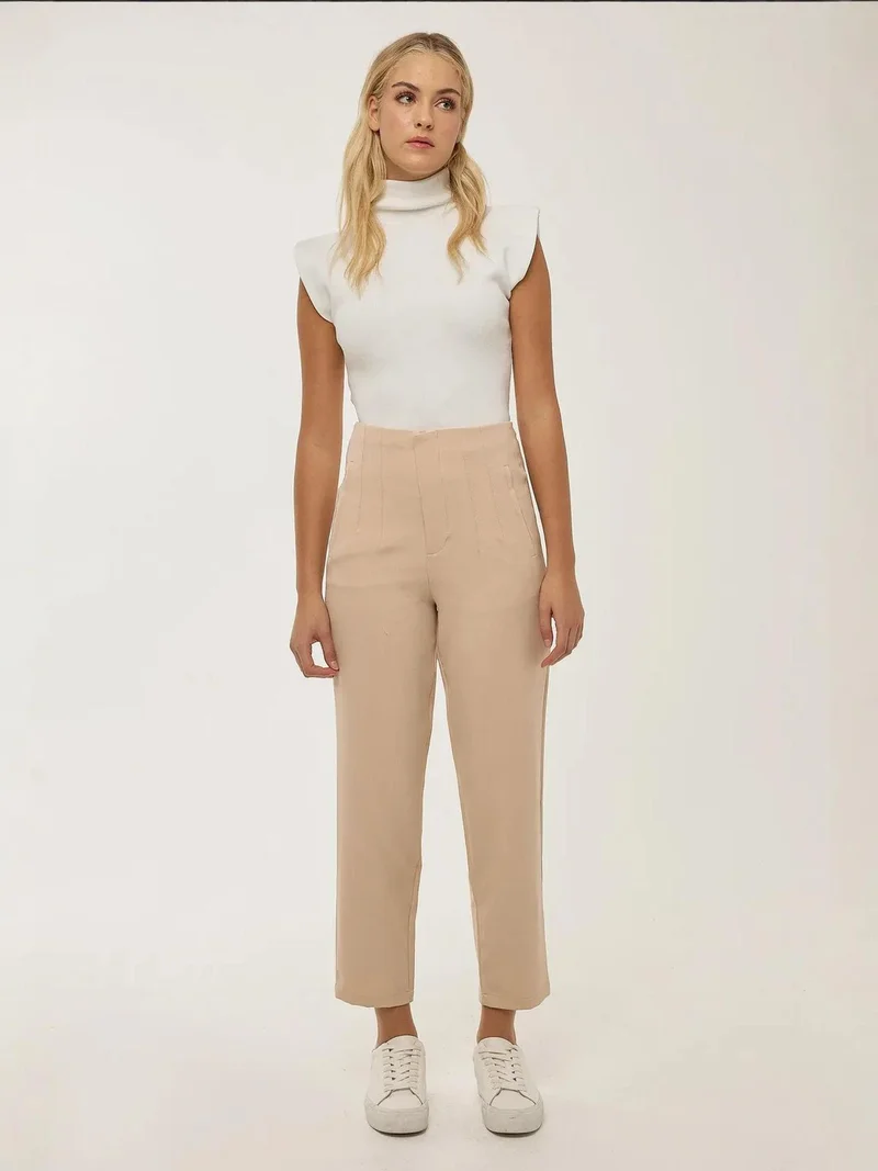 زوبعة بنطلون ضيق بخصر مرتفع بلون نيود