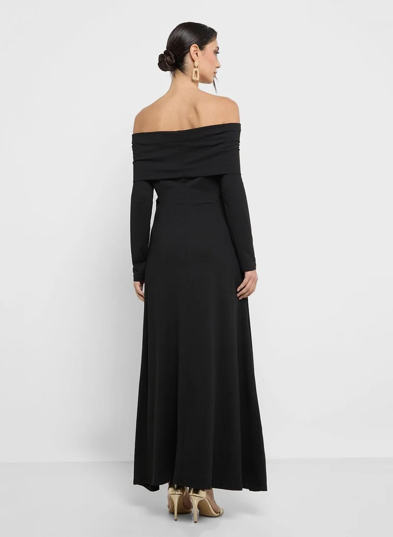 Ginger Off-Shoulder Maxi Dress
