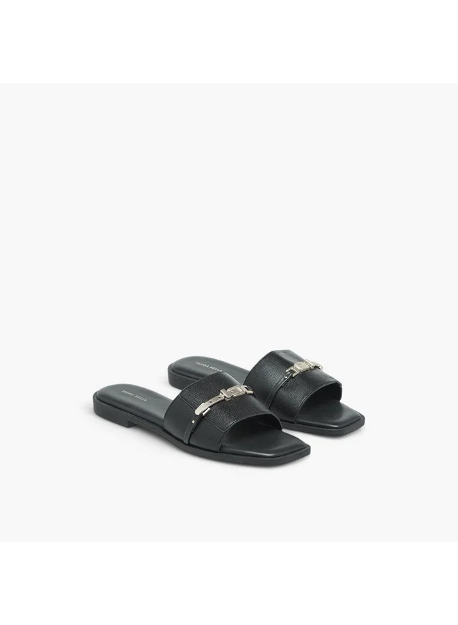 فلورا بيلا من شو إكسبرس Women Metal Accent Slip-On Flat Sandals