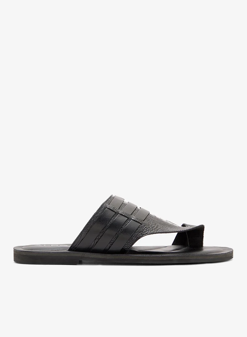 الدو صنادل كاجوال