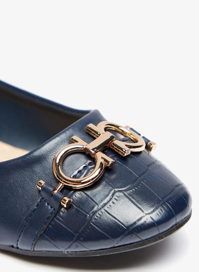 شو اكسبرس Women Textured Slip-On Round Toe Ballerinas with Embellished Detail