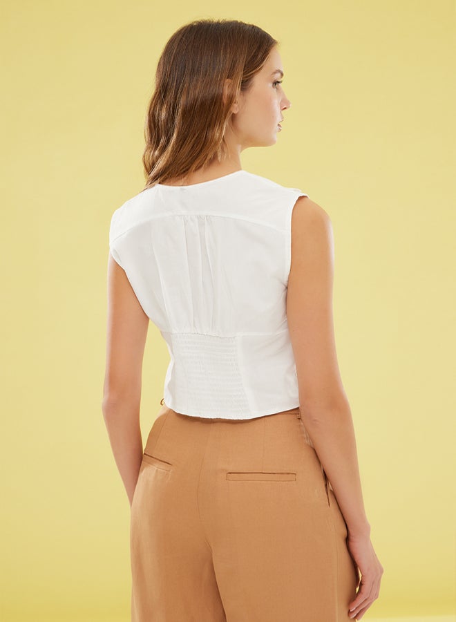 trendyol White Fitted Baby Collar Crop Woven Shirt - Image 5
