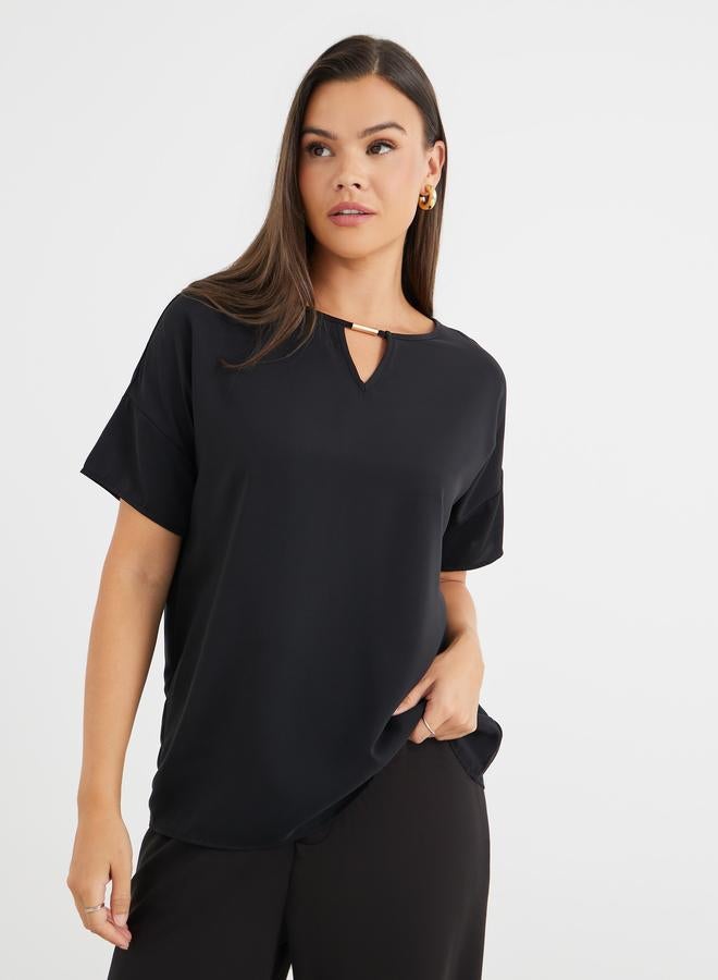 Styli Keyhole Neckline Short Sleeve Blouse - Image 3