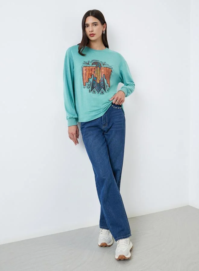 تايك تو تيشيرت بياقة دائرية وطبعة جرافيك