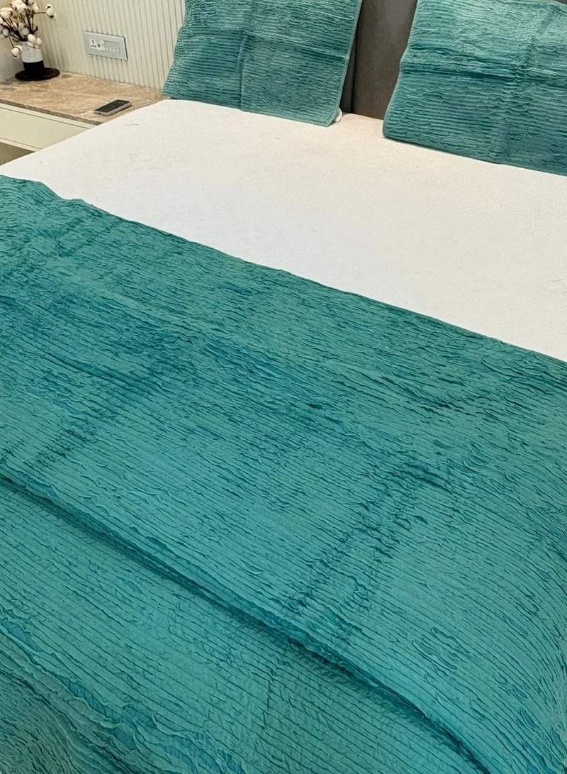 Tohfa Luxe Teal Cutwork Quilted Bed Cover Set – 250 x 250 cm + Pillow Covers (50 x 75 cm)