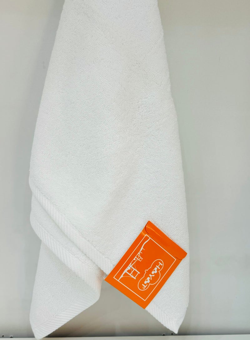 Hayat Premium Hotel Quality 100% Cotton Hand Towels Multipurpose Use Towels with High Absorbency- Size 50*90 cm- 6 pieces (white) - Image 4