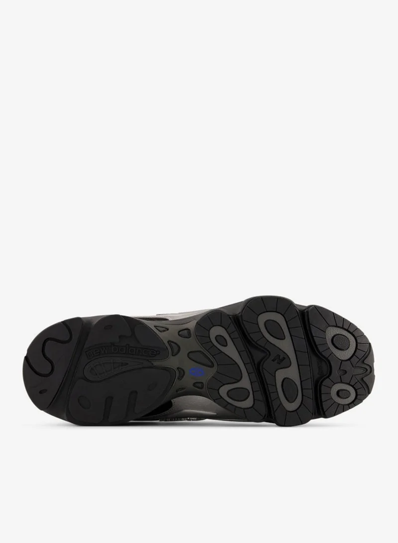 New Balance M1000 Sneakers