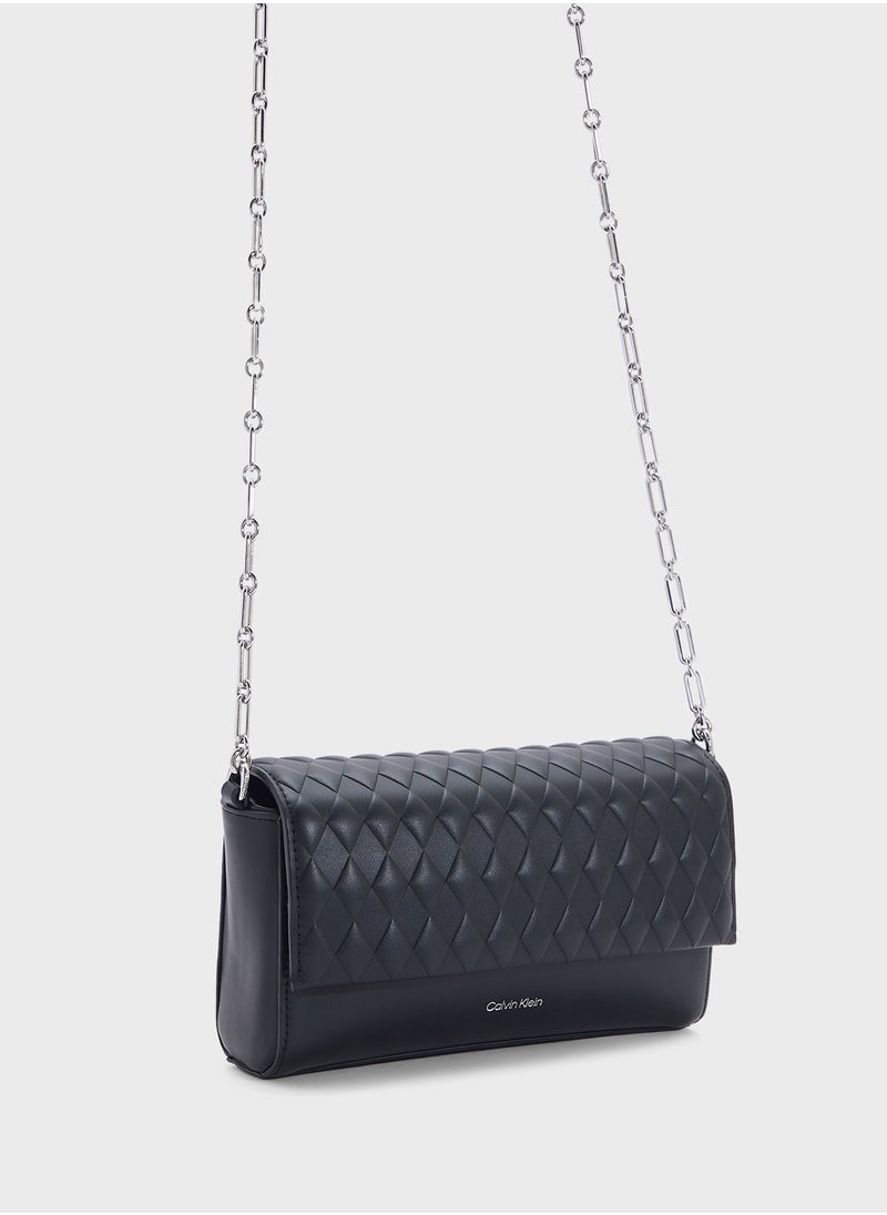 CALVIN KLEIN MINI QUILT CROSSBODY BAG WITH CHAIN  - Image 3