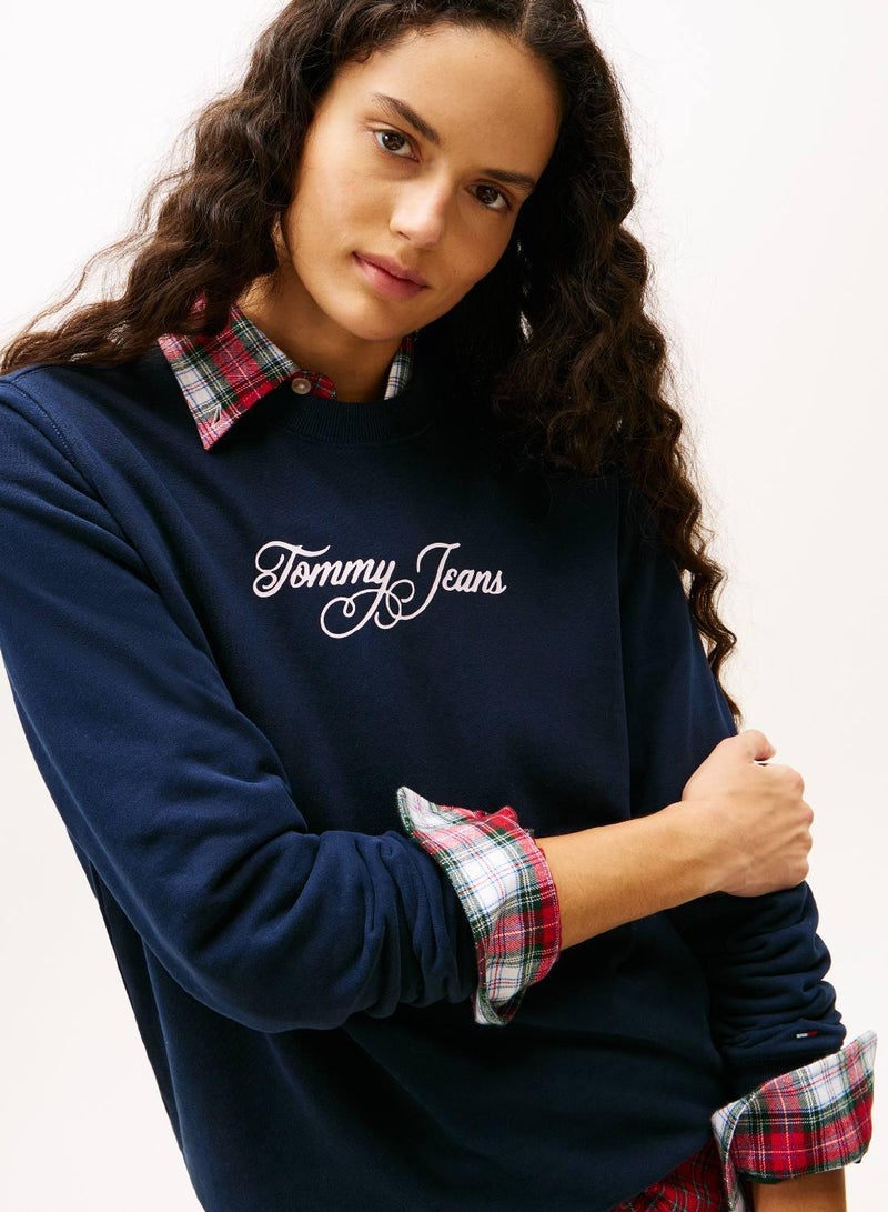 TOMMY JEANS Essential Logo Pullover Sweatshirt - Image 5