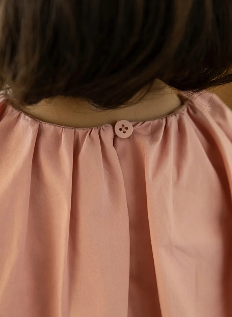 يوهيول فستان وردي منفوش للبنات بتفاصيل فيونكتين