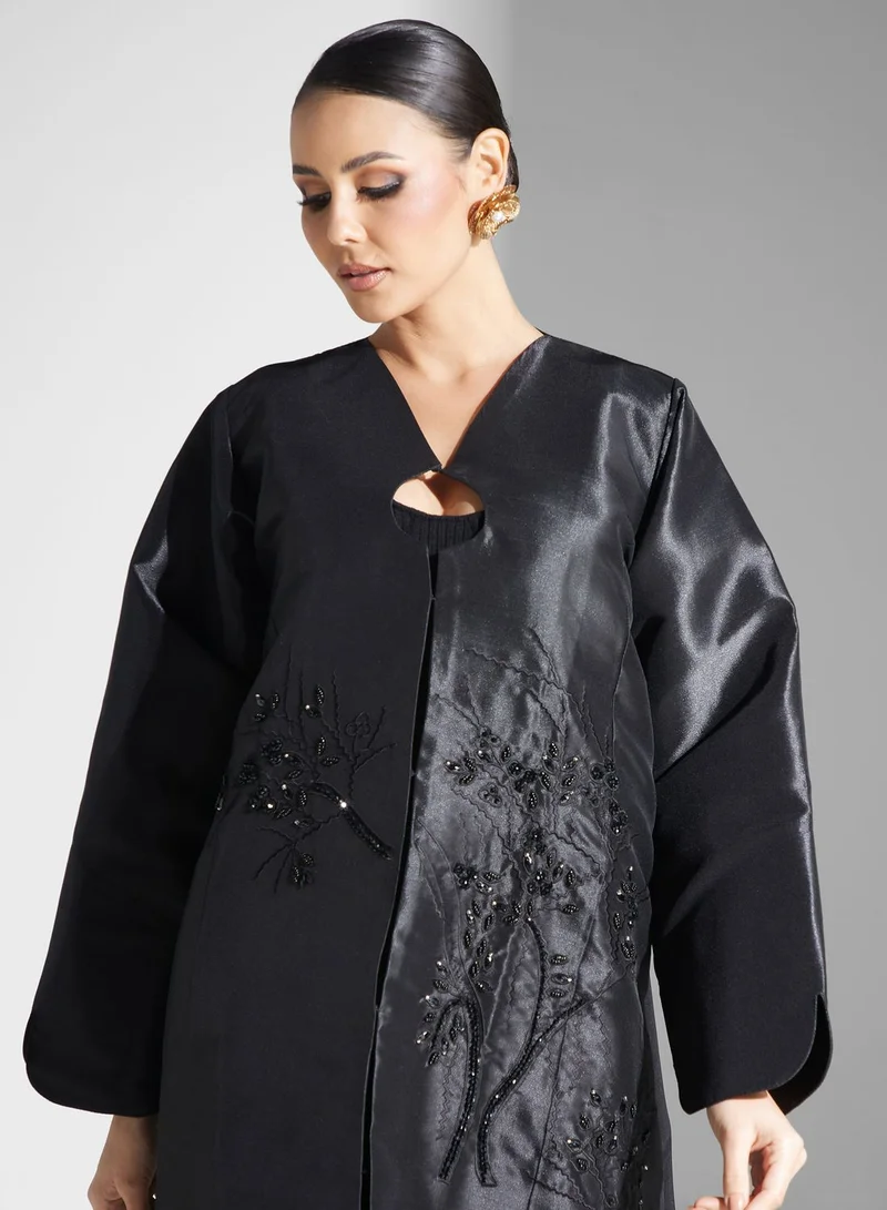 hayas closet Embellished Cut Out Detail Abaya