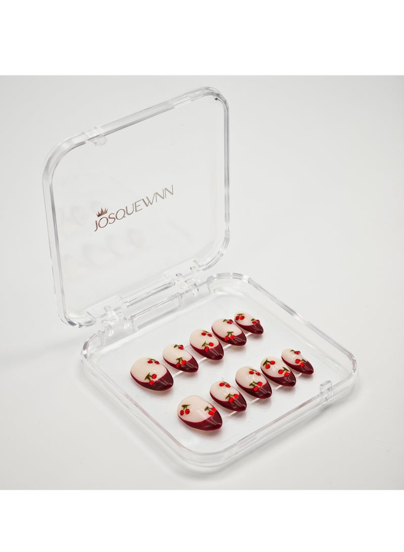 جوسكوين أظافر مضغوطة ، أظافر مزيفة 10 قطع ، أظافر مصنوعة يدويًا بالكامل مع حدود حمراء بأسلوب فرنسي مع طرف لوزي لطيف مزين بالكرز ، أظافر مزيفة مصنوعة يدويًا بشكل رائع وقابلة لإعادة الاستخدام للنساء. - Image 5