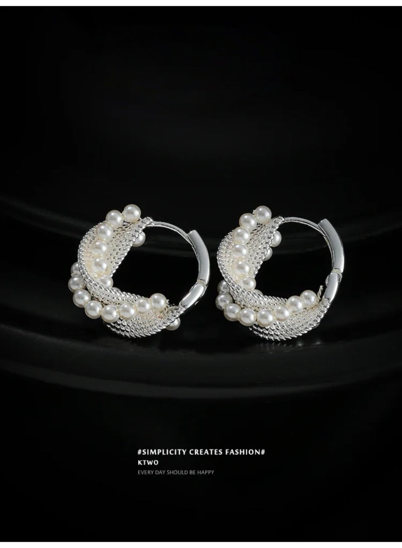 French Vintage Mesh Textured Pearl Huggie Hoop Earrings, Silver Wrapped Faux Pearl Click Lock Ear Cuff Hoops, Elegant Minimalist Pearl Hoop Earrings for Women Wedding Party Daily Wear Jewelry Gift - Image 2