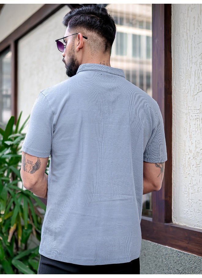 Maniac Maniac Men Solid Henley Neck Half Sleeve Light Grey Cotton Slim T-Shirt  - Image 4