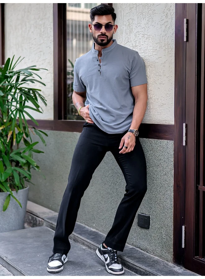 Maniac Maniac Men Solid Henley Neck Half Sleeve Light Grey Cotton Slim T-Shirt