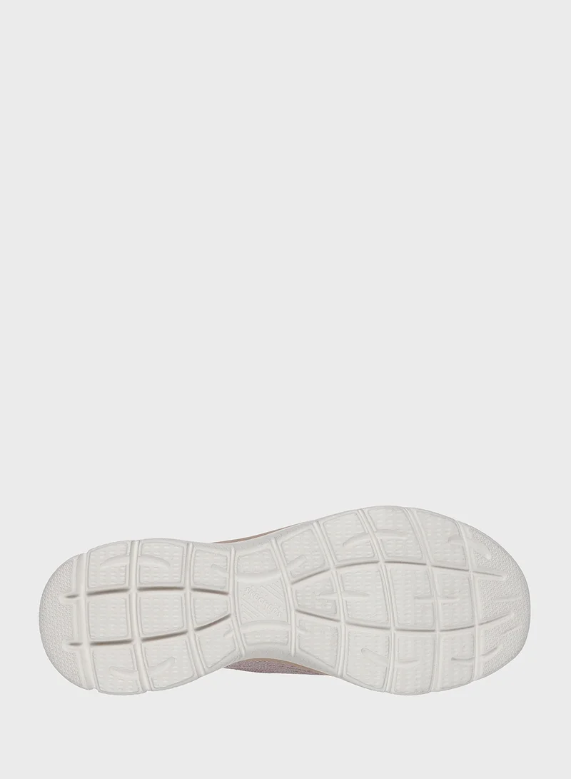 SKECHERS SUMMITS