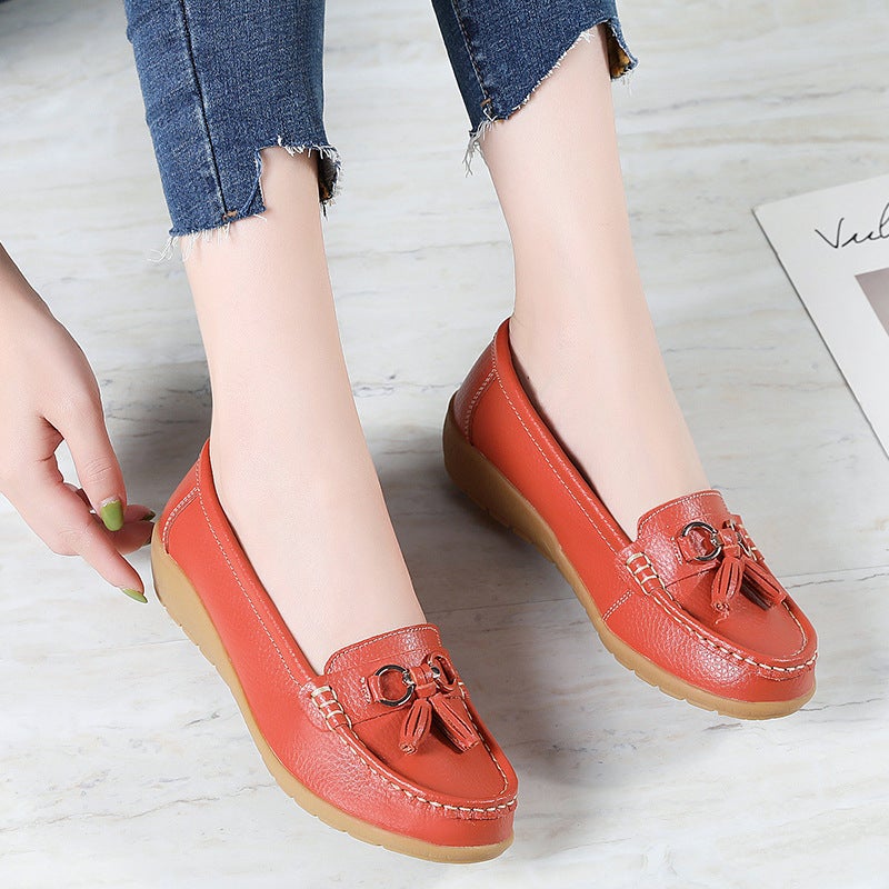 2021 spring new leather shoes middle-aged and elderly mother shoes women's single shoes beanie shoes women's real soft bottom wedge heel Winered 40 - Image 3