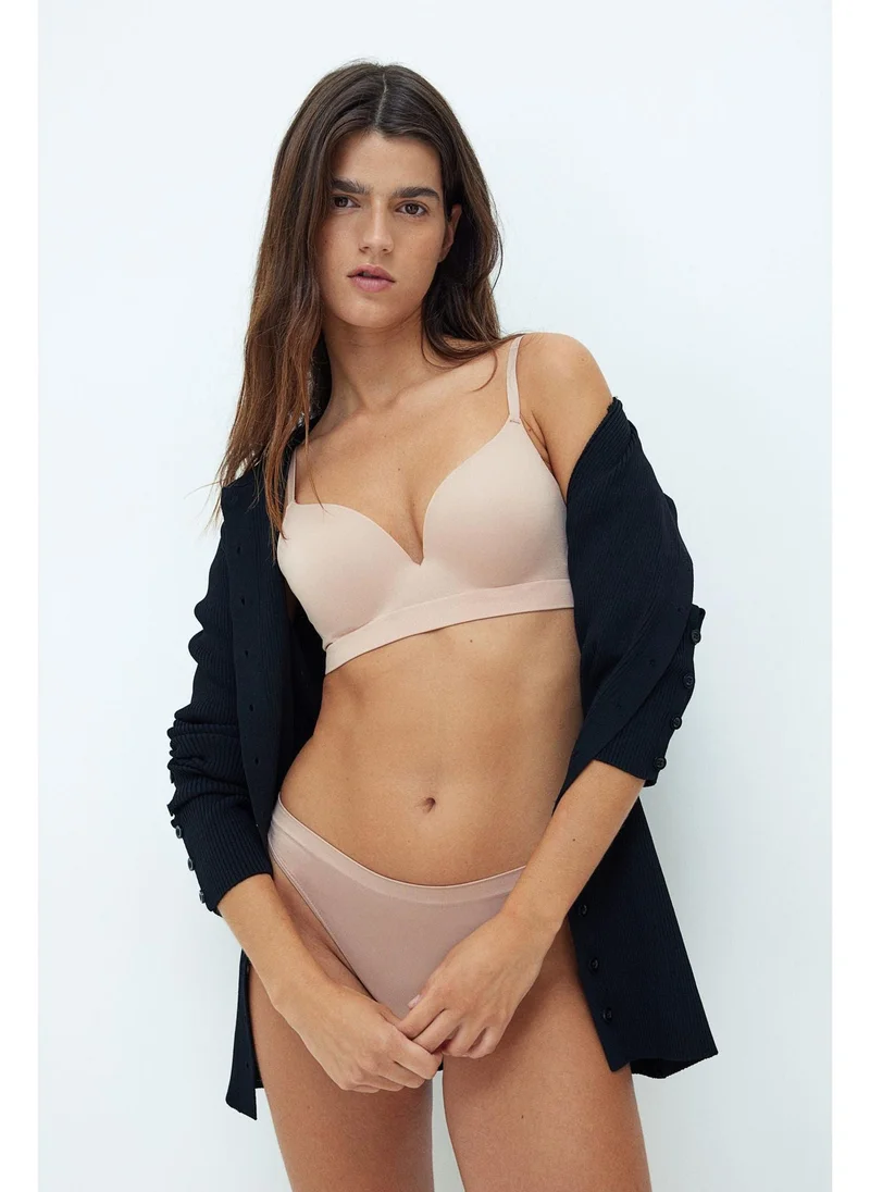 اتش اند ام Seamless push-up-bra