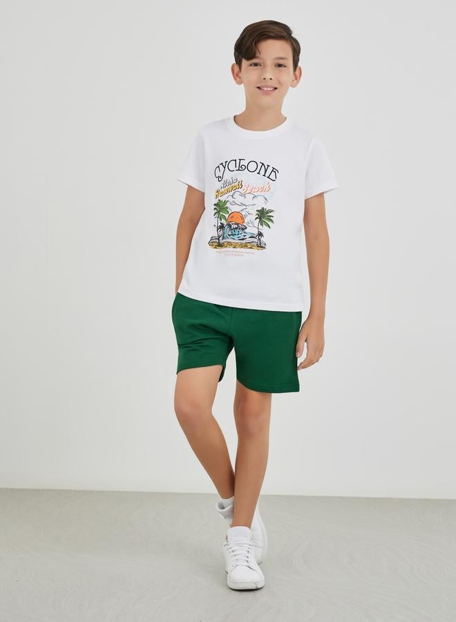 ستايلي شورت مدرسي ستايلي بويز أخضر سادة بخصر برباط وجيب خلفي - Image 2