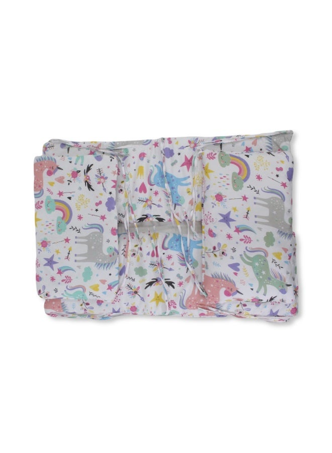 اوركيدز طقم واقيات سرير الأطفال - لون أبيض كريمي بنقشة وحيد القرن وقوس قزح - Image 1