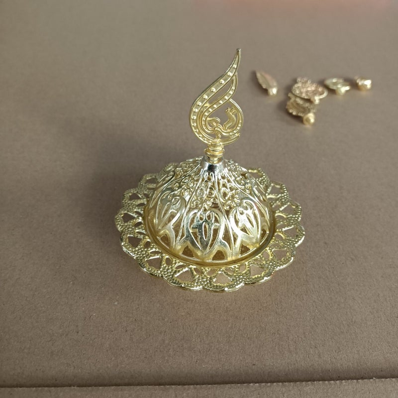 حامل بخور فاخر من الذهب المنقوش - Image 4