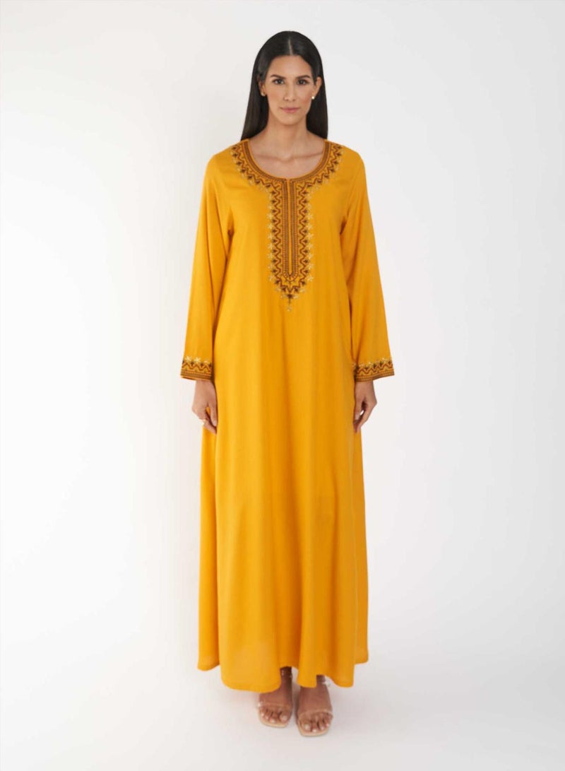 كشخة جلابية مطرزة يدوياً - Image 1