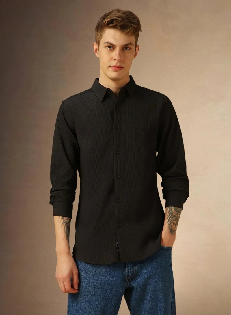 Dennis Lingo Men's Black Cotton Blend Textured Regular Fit Shirt