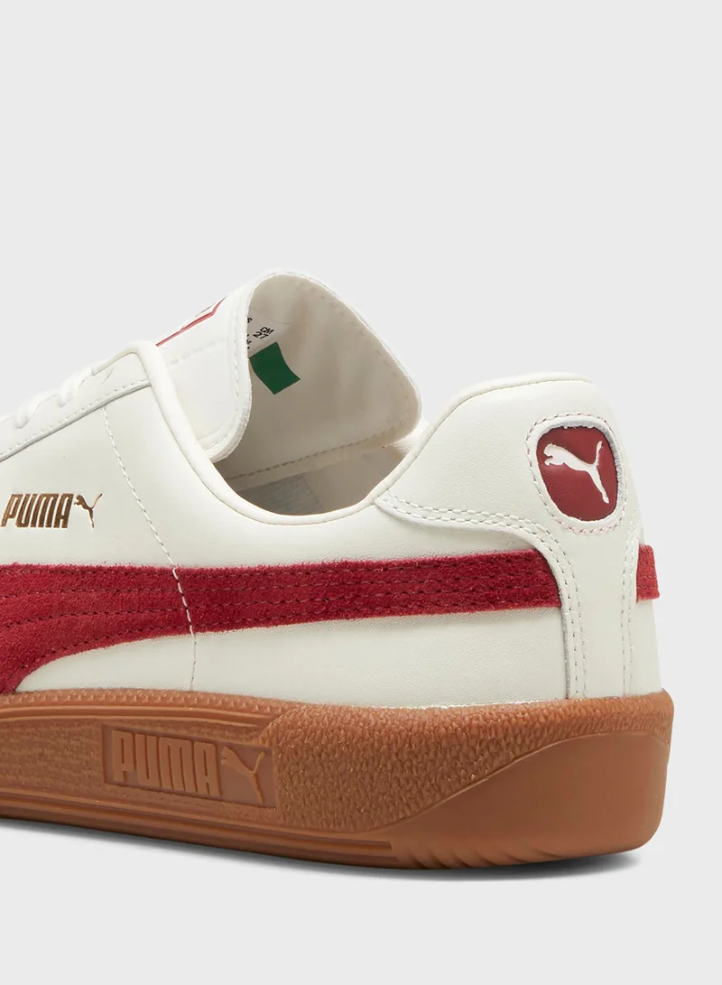 بوما Army Trainer
