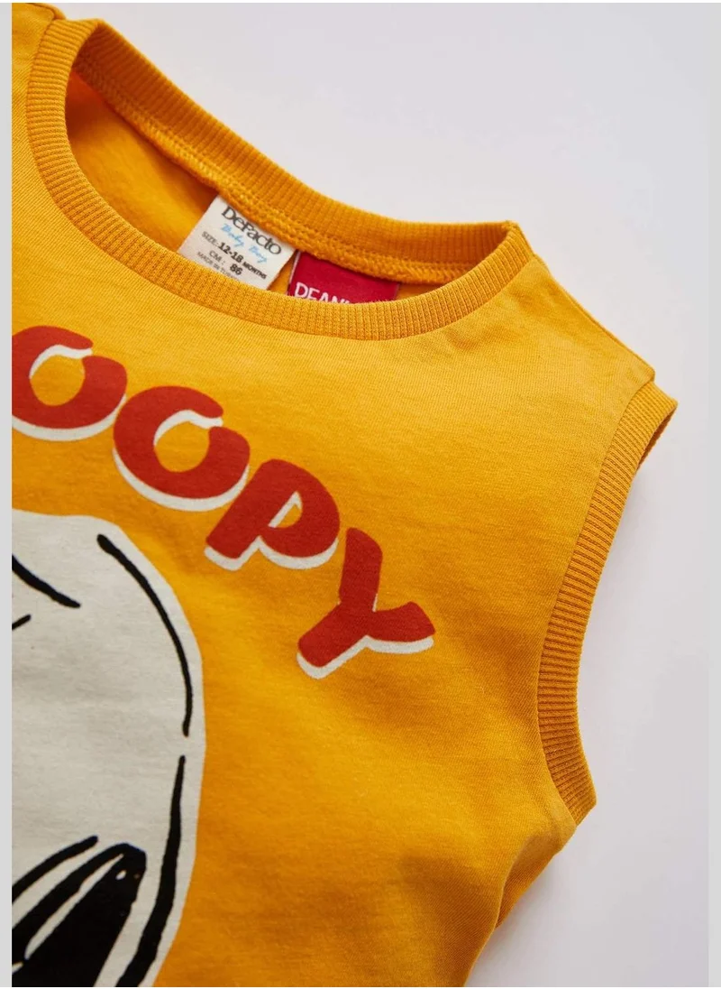 ديفاكتو Regular Fit Sleeveless Snoopy Printed Vest