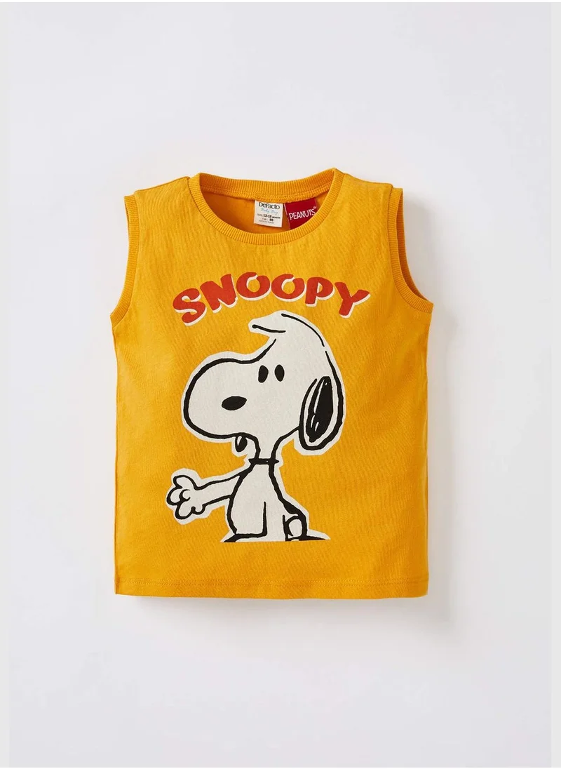 ديفاكتو Regular Fit Sleeveless Snoopy Printed Vest