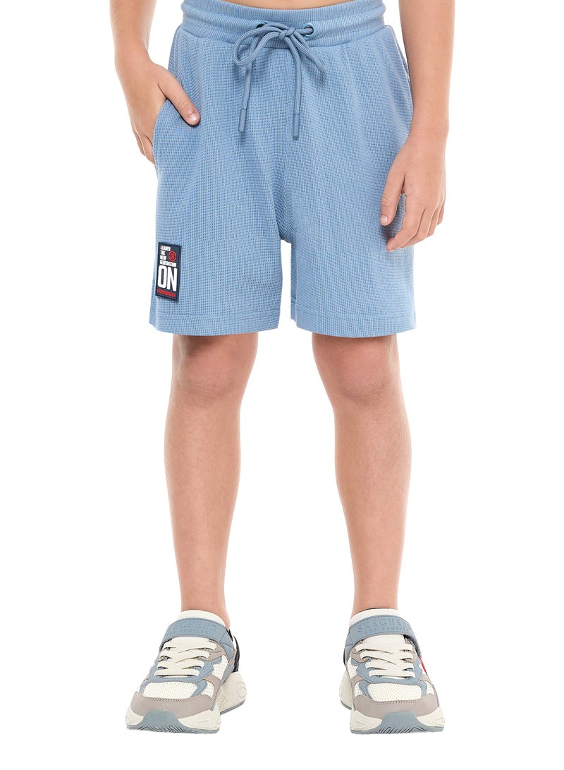 فكتور اند جين طقم حبل للأولاد من فيكتور وجين - طقم تي شيرت وشورت باللون الأزرق الفاتح - Image 5