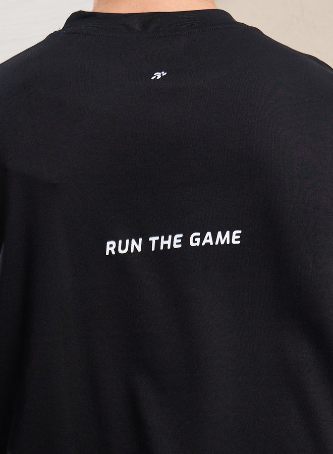 ستايلي اكتيف طقم تيشيرت أوفر سايز بطبعة بسيطة وبنطلون جوجر - Image 5