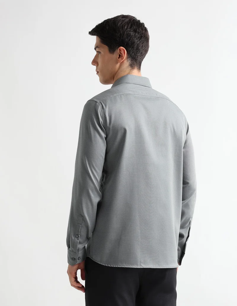 Arrow Green Manhattan Slim Fit Auto Press Shirt for Men | Best Price UAE