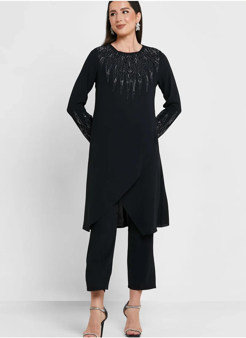 Khizana Embroidered Detail Tunic & Pant Set