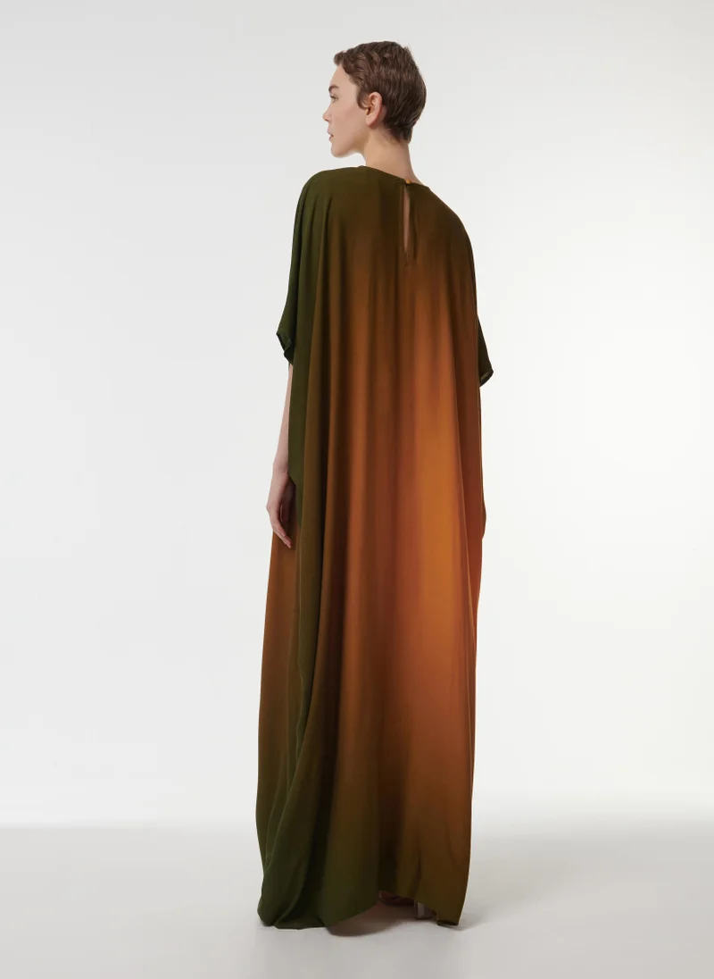 leem Gradient Embroidered Kaftan
