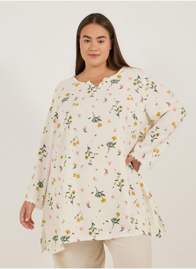 Styli Plus Size Notch Neck Floral Print Longline Top & Pyjama Set  - Image 2