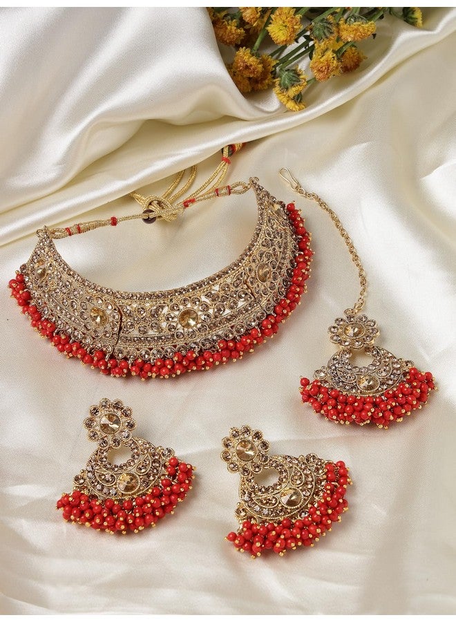 سوكهي طقم قلادة من الذهب الأحمر المطلي بالذهب والخرز على شكل زهور مع قرط و مانج تيكا من Sukkhi Fashion | طقم مجوهرات للنساء (NS105482) - Image 4